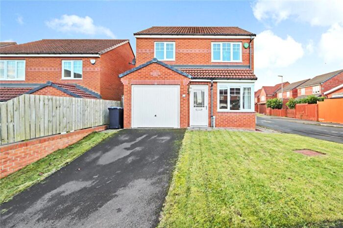 3 Bedroom Detached House To Rent In Chester Burn Close, Pelton Fell, Chester Le Street, Durham, DH2