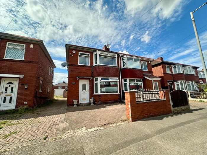 3 Bedroom House To Rent In Drake Road, Doncaster, DN2