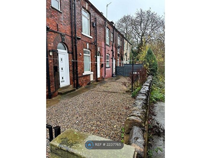1 Bedroom Terraced House To Rent In Highfield Place, Morley, Leeds, LS27