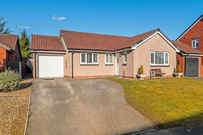 3 Bedroom Detached Bungalow For Sale In The Larches, Hawarden, CH5