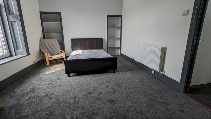 2 Bedroom Flat To Rent In Mansel Street, Swansea, SA1