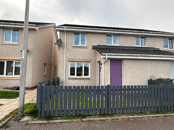 2 Bedroom Property To Rent In Kings Seat Place, Maddiston, FK2