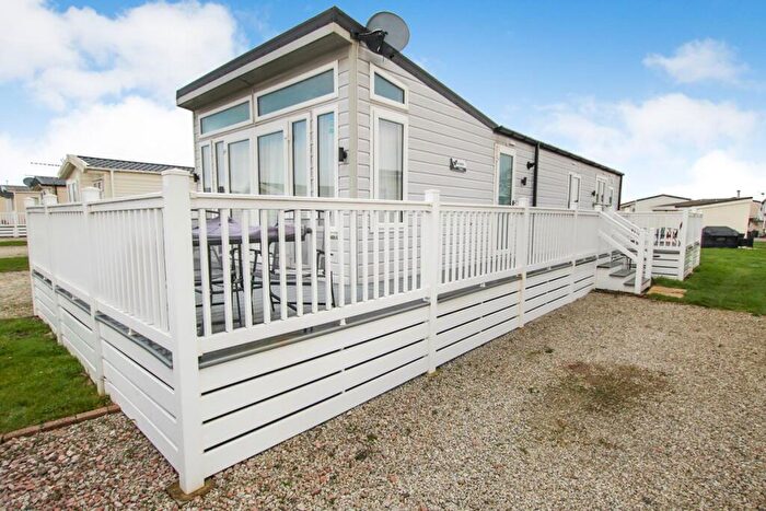 2 Bedroom Bungalow For Sale In Willerby Vouge Lodge -Sheerness Holiday Park, ME12