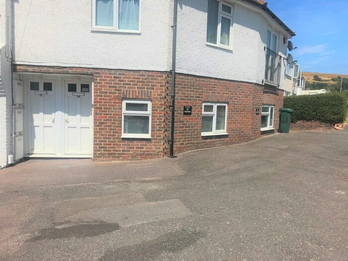 1 Bedroom Flat To Rent In Upper Bevendean Avenue, Brighton, BN2