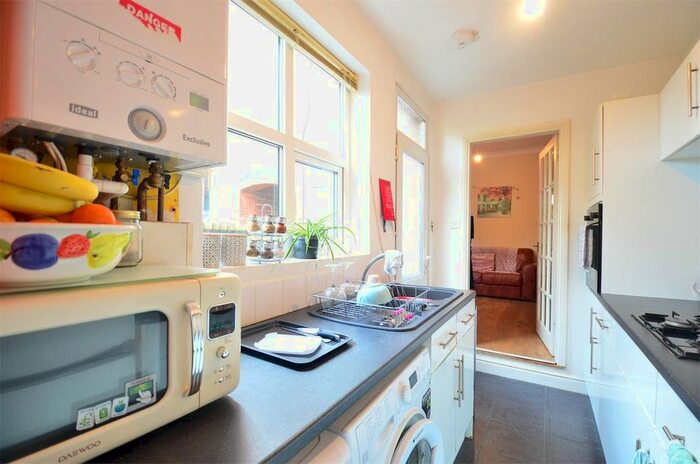 4 Bedroom Terraced House To Rent In Milner Road, Selly Oak, Birmingham, B29