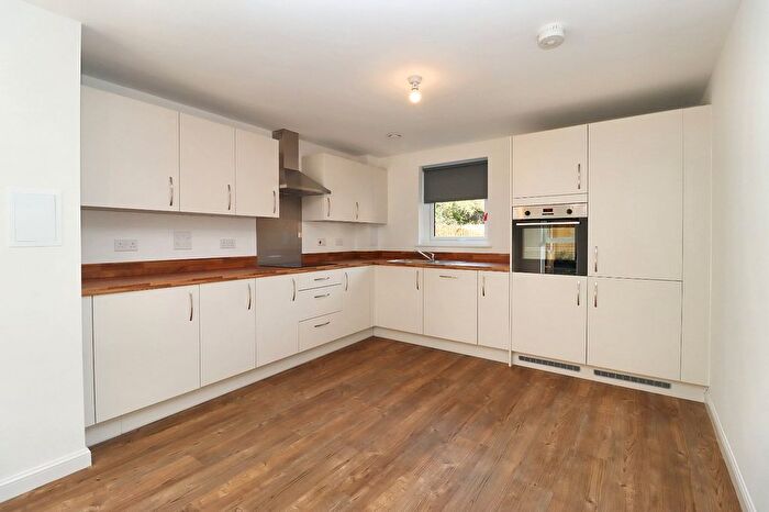 2 Bedroom Flat To Rent In Kilpatrick Bow, Edinburgh, Midlothian, EH6