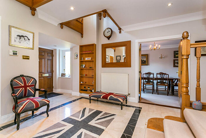 6 Bedroom Detached House For Sale In Miller Place, Gerrards Cross, SL9