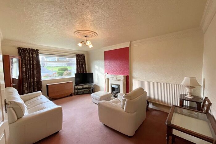 2 Bedroom Bungalow For Sale In Snowberry Close, Swinton, S64