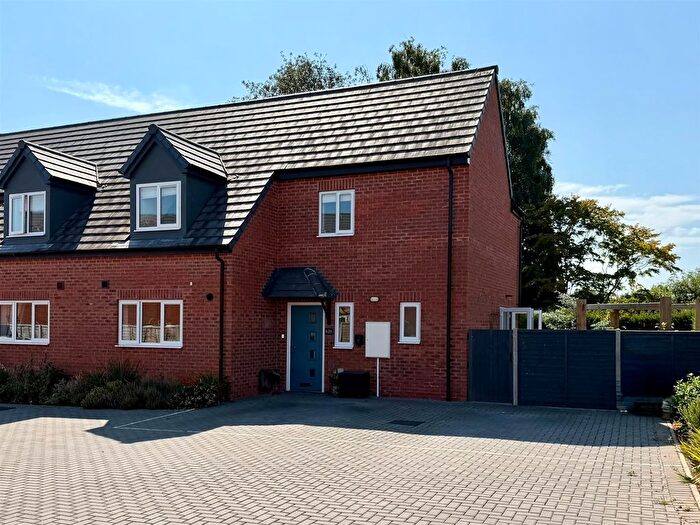 2 Bedroom Property For Sale In Old Eign Hill, Hereford, HR1