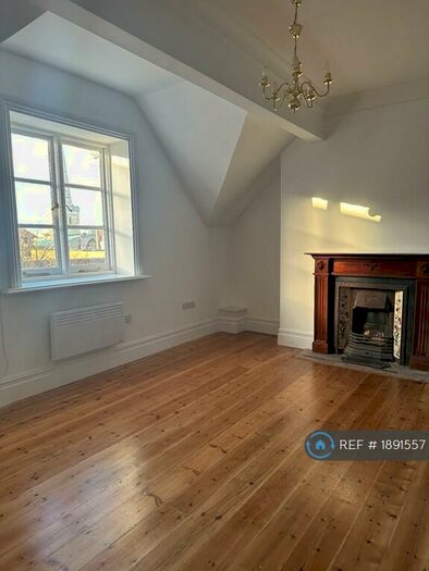 1 Bedroom Flat To Rent In High Street, Southampton, SO14