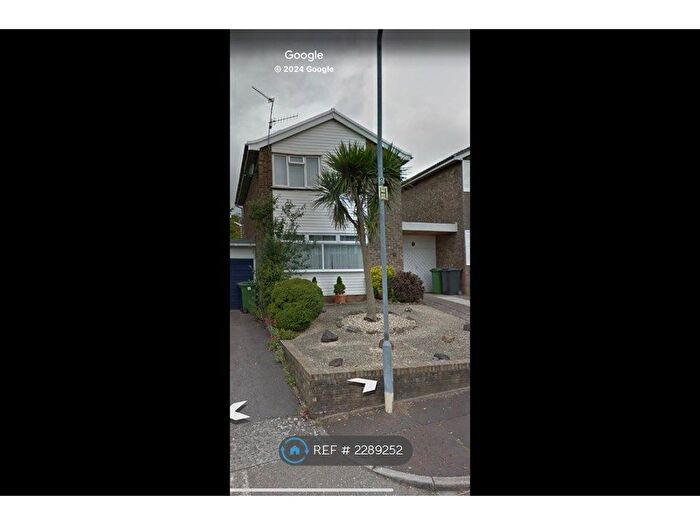 3 Bedroom Detached House To Rent In Rhododendron Close, Cardiff, CF23