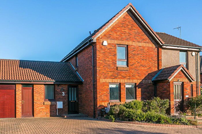 3 Bedroom Terraced House For Sale In Swanston Muir, Edinburgh, EH10