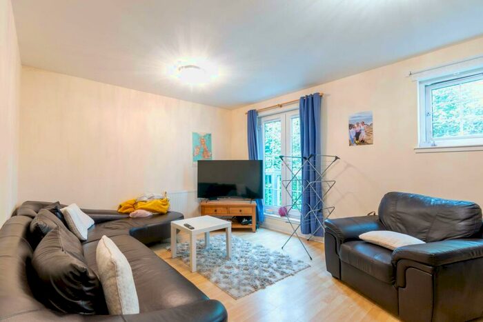 5 Bedroom Property To Rent In Murieston Crescent Lane Edinburgh United Kingdom, EH11