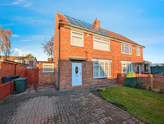 3 Bedroom Semi Detached House To Rent In Lindfield Avenue, Newcastle Upon Tyne, NE5