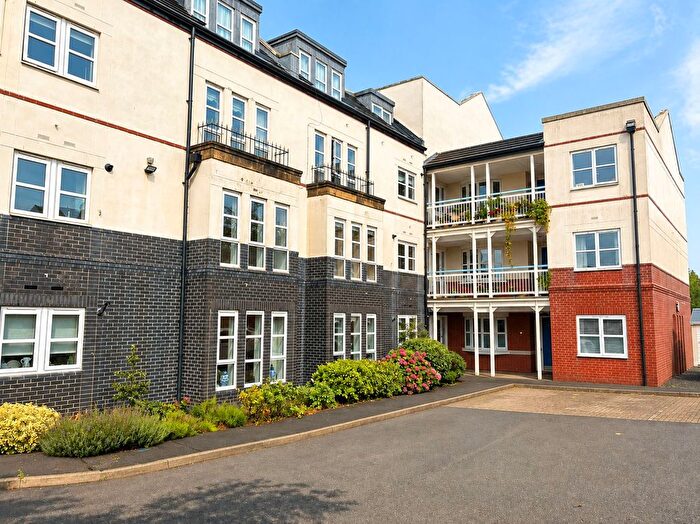 2 Bedroom Flat For Sale In Market Street, Wirral, CH47