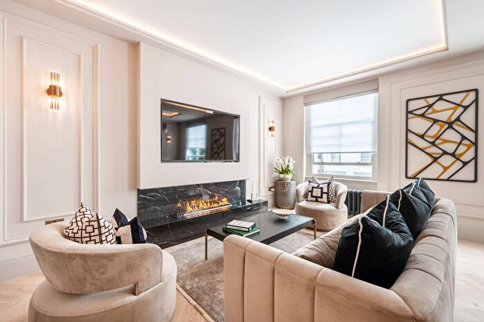 3 Bedroom Flat For Sale In Gloucester Terrace, Queensway, London, W2