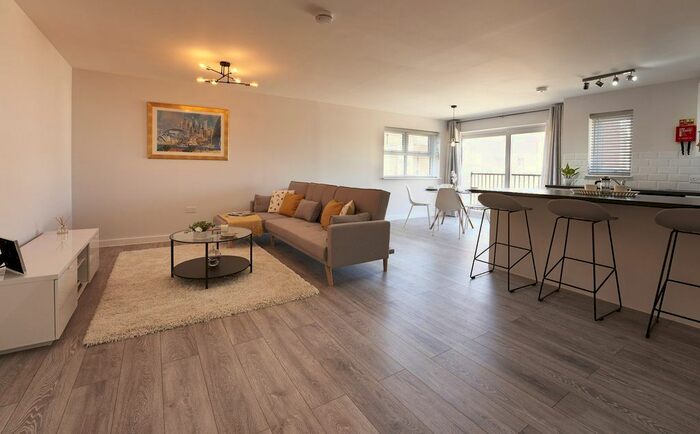 2 Bedroom Flat To Rent In Dower Court, Spencer Road, Rainham, RM13