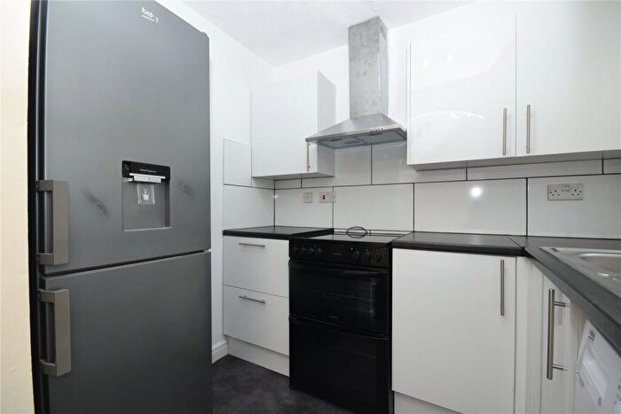 1 Bedroom Town House To Rent In Owl Ridge, Morley, Leeds, West Yorkshire, LS27