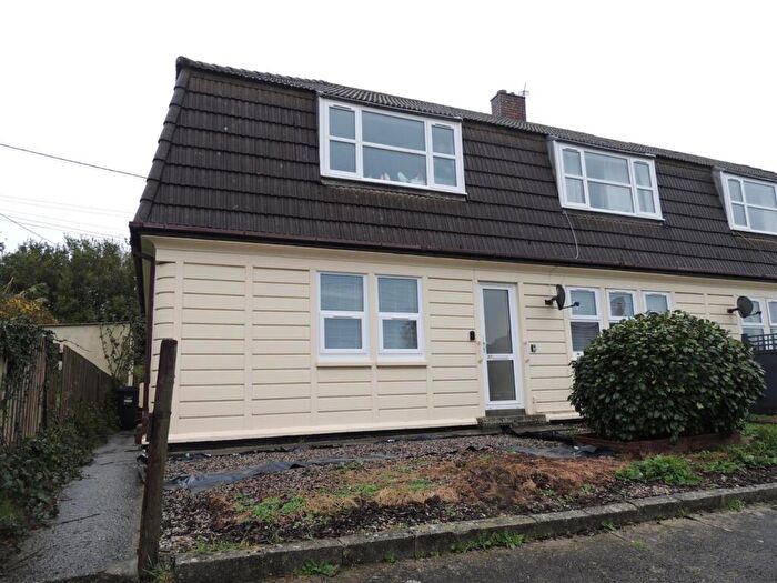2 Bedroom Flat To Rent In Landrew Road, St. Austell, PL25