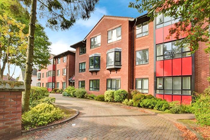 1 Bedroom Flat For Sale In Russell Court, Newcastle Upon Tyne, NE2