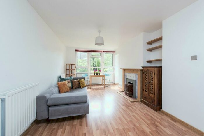 1 Bedroom Flat To Rent In Jagger House, SW11