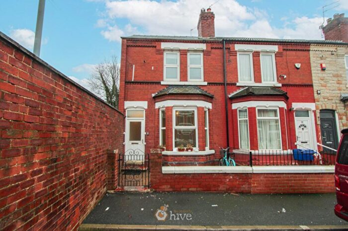 3 Bedroom End Of Terrace House For Sale In Royal Avenue, Doncaster, DN1