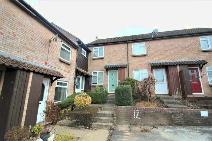 1 Bedroom Terraced House To Rent In Pavely Close, Chippenham, SN15