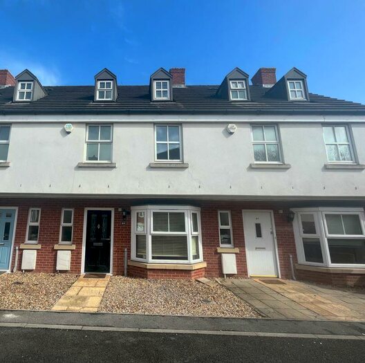 4 Bedroom Town House To Rent In Century Park, Yeovil, BA20