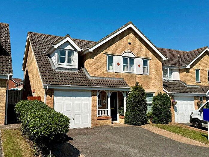 5 Bedroom Detached House For Sale In Danesbury Meadows, New Milton, Hampshire, BH25