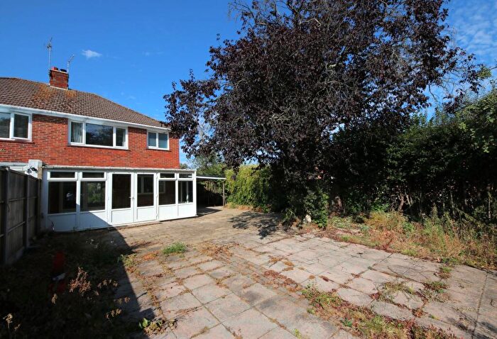 3 Bedroom Semi-Detached House For Sale In Painswick Close, Sarisbury Green, SO31