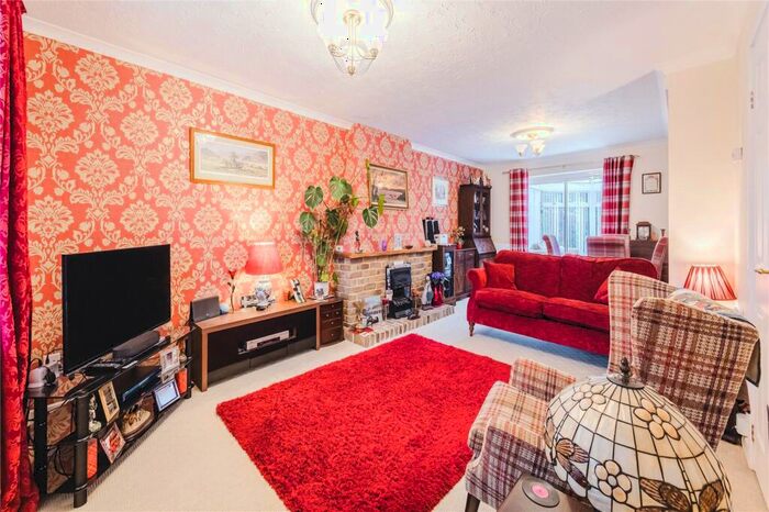 4 Bedroom Detached House For Sale In Thames Avenue, Greendown, Swindon, SN25