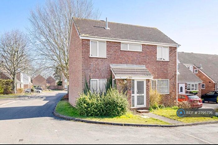 3 Bedroom Detached House To Rent In Pynchbek, Bishop's Stortford, CM23