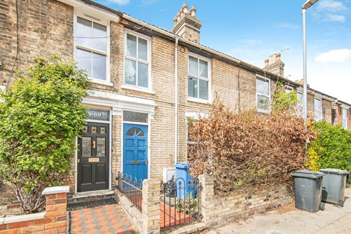 3 Bedroom Terraced House For Sale In Cemetery Road, Ipswich, IP4
