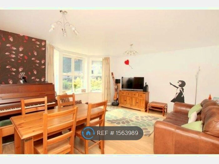 2 Bedroom Flat To Rent In Lyon, Sheffield, S7