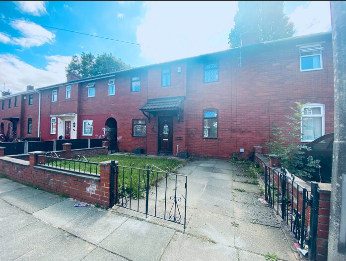 Houses to rent in Winton, Salford