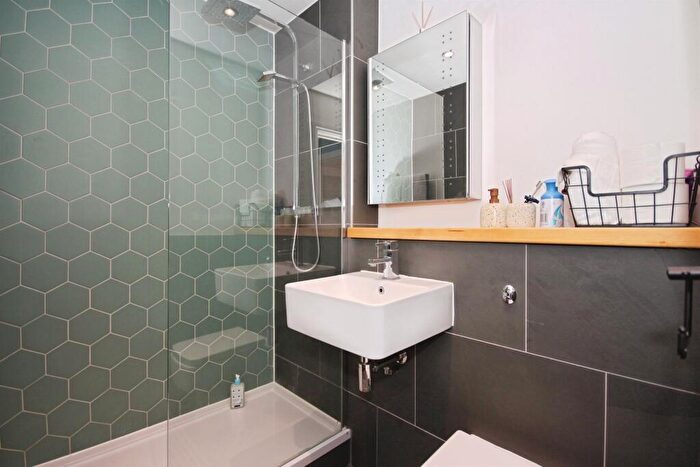 1 Bedroom Flat For Sale In Claremont Road, Leamington Spa, CV31