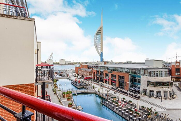2 Bedroom Flat To Rent In Centurion Court, The Canalside, Gunwharf Quays, PO1