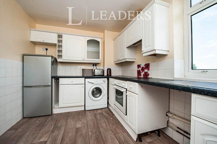 2 Bedroom Flat To Rent In Belworth Court, Cheltenham, GL51