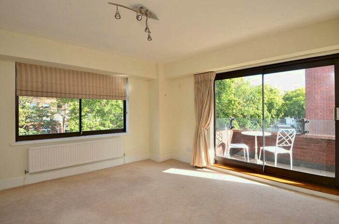 1 Bedroom Flat To Rent In Roland Gardens, South Kensington, London, SW7
