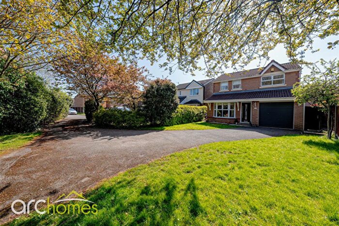 3 Bedroom Detached House For Sale In Gifford Place, Hindley, Wigan, WN2