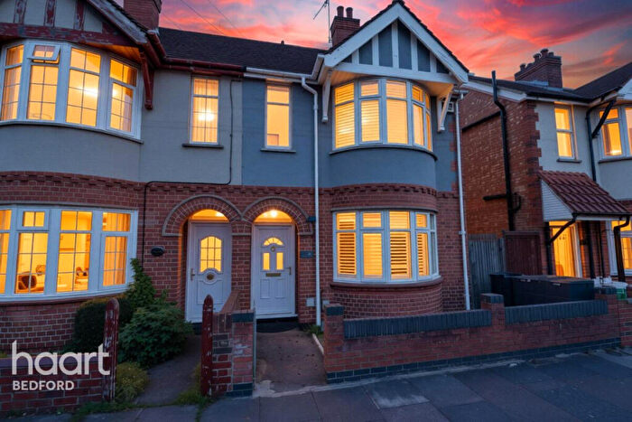 3 Bedroom End Of Terrace House For Sale In Miller Road, Bedford, MK42