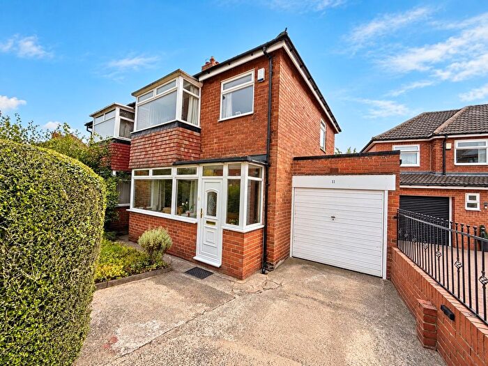 3 Bedroom Semi-Detached House For Sale In Mapperley Drive, Newcastle Upon Tyne, NE15