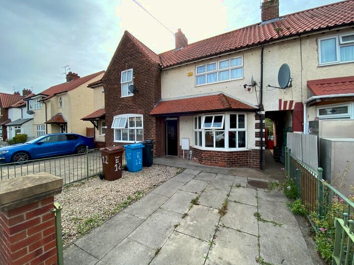 2 Bedroom Terraced House To Rent In First Avenue, Hull, HU6