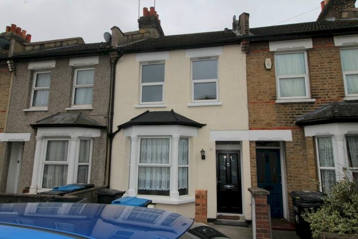 3 Bedroom Terraced House To Rent In Hampton Road, Croydon, CR0
