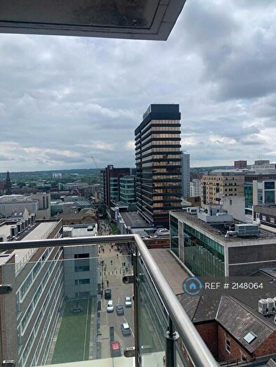 2 Bedroom Flat To Rent In Basilica, Leeds City Centre, LS1