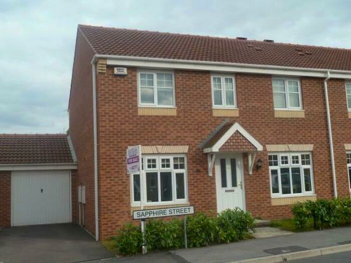 4 Bedroom Semi-Detached House To Rent In Sapphire Street, Mansfield, NG18