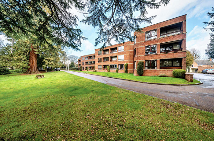 1 Bedroom Apartment For Sale In Hadham Road, Bishop's Stortford, Hertfordshire, CM23