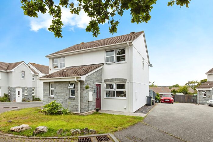2 Bedroom Semi-detached House For Sale In Chandlers Walk, St. Austell, Cornwall, PL25