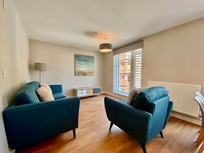 3 Bedroom Flat To Rent In Leven Street, Meadows, Edinburgh, EH3