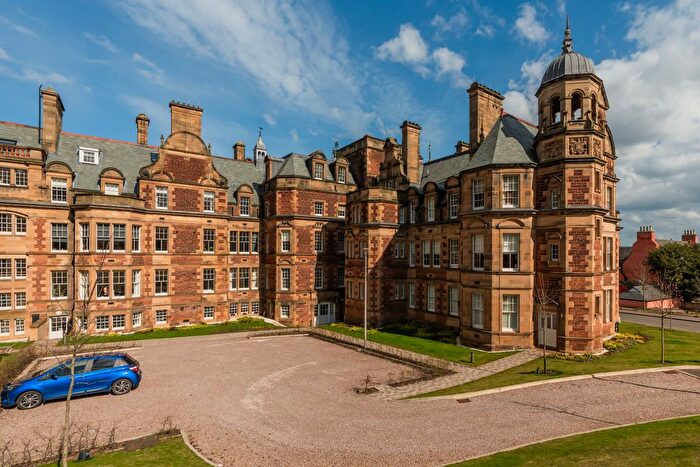 2 Bedroom Flat For Sale In / Sassoon Grove, Edinburgh, EH10